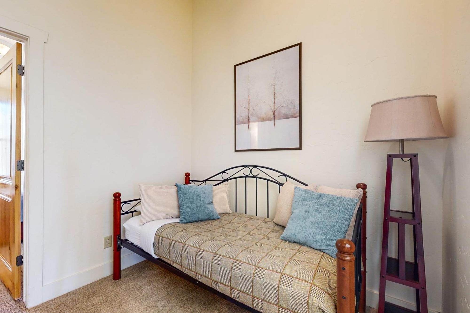פארק סיטי Newpark Townhomes 28 מראה חיצוני תמונה